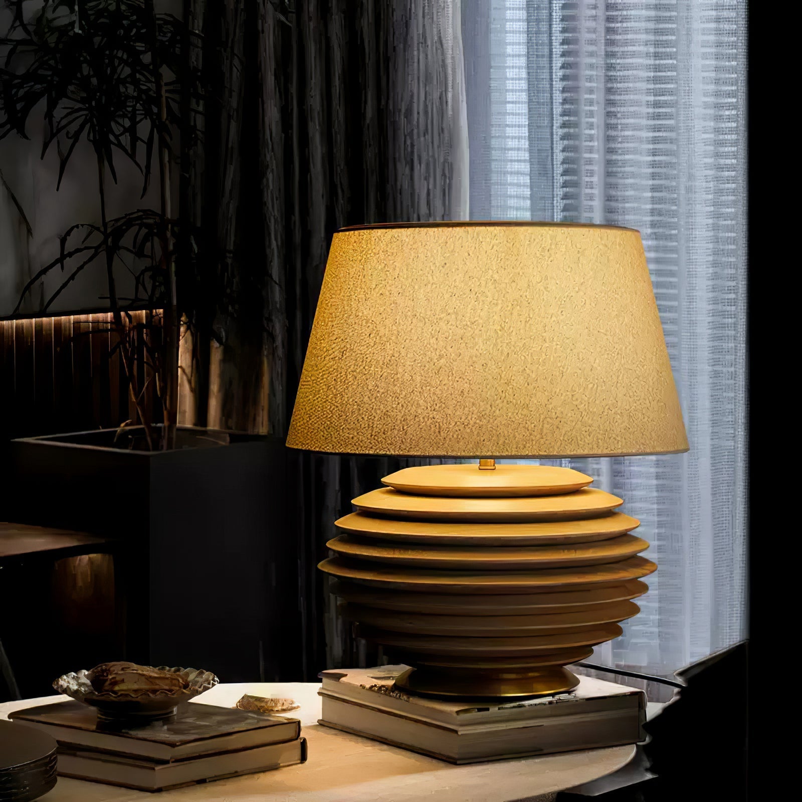 Vocaden Table Lamp