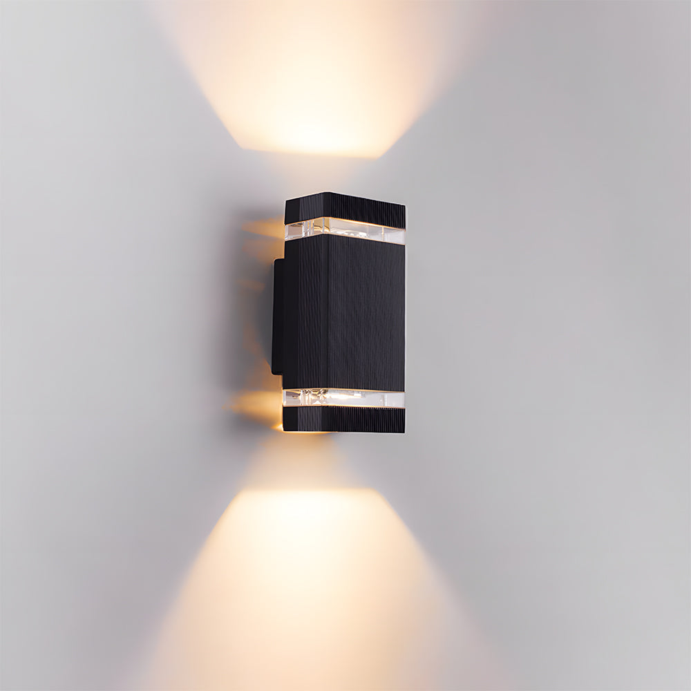 Donyson Wall Light for Outdoor Use