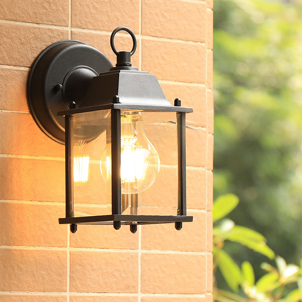 Lantazo Outdoor Wall Light