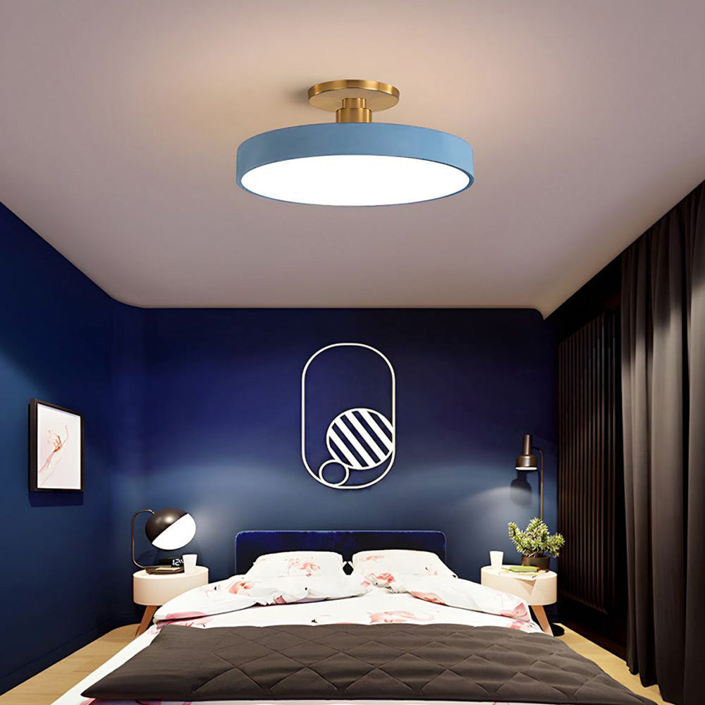 Concize Ceiling Light