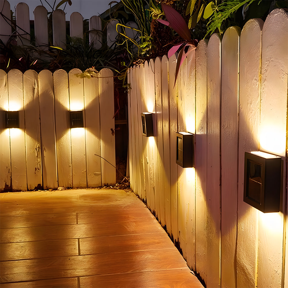 Evoa Solar Outdoor Wall Light