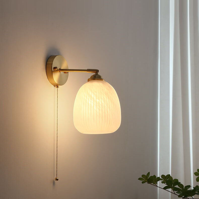 Arioris Fluted Wall Light
