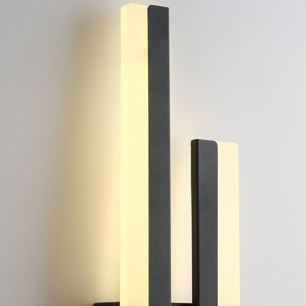 Dobel Vertical Wall Light