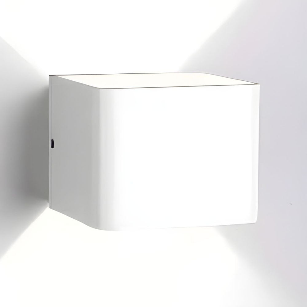 Cubbon Wall Light