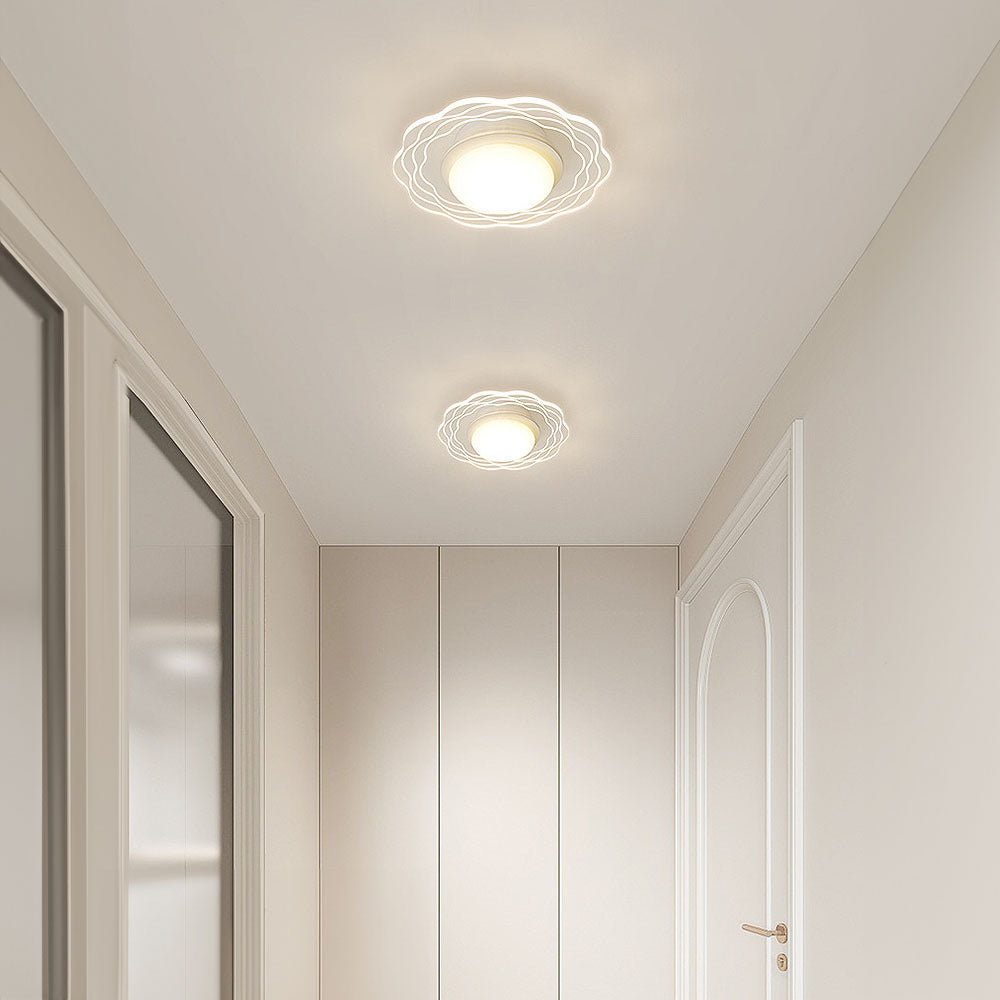 Bolovon Ceiling Light