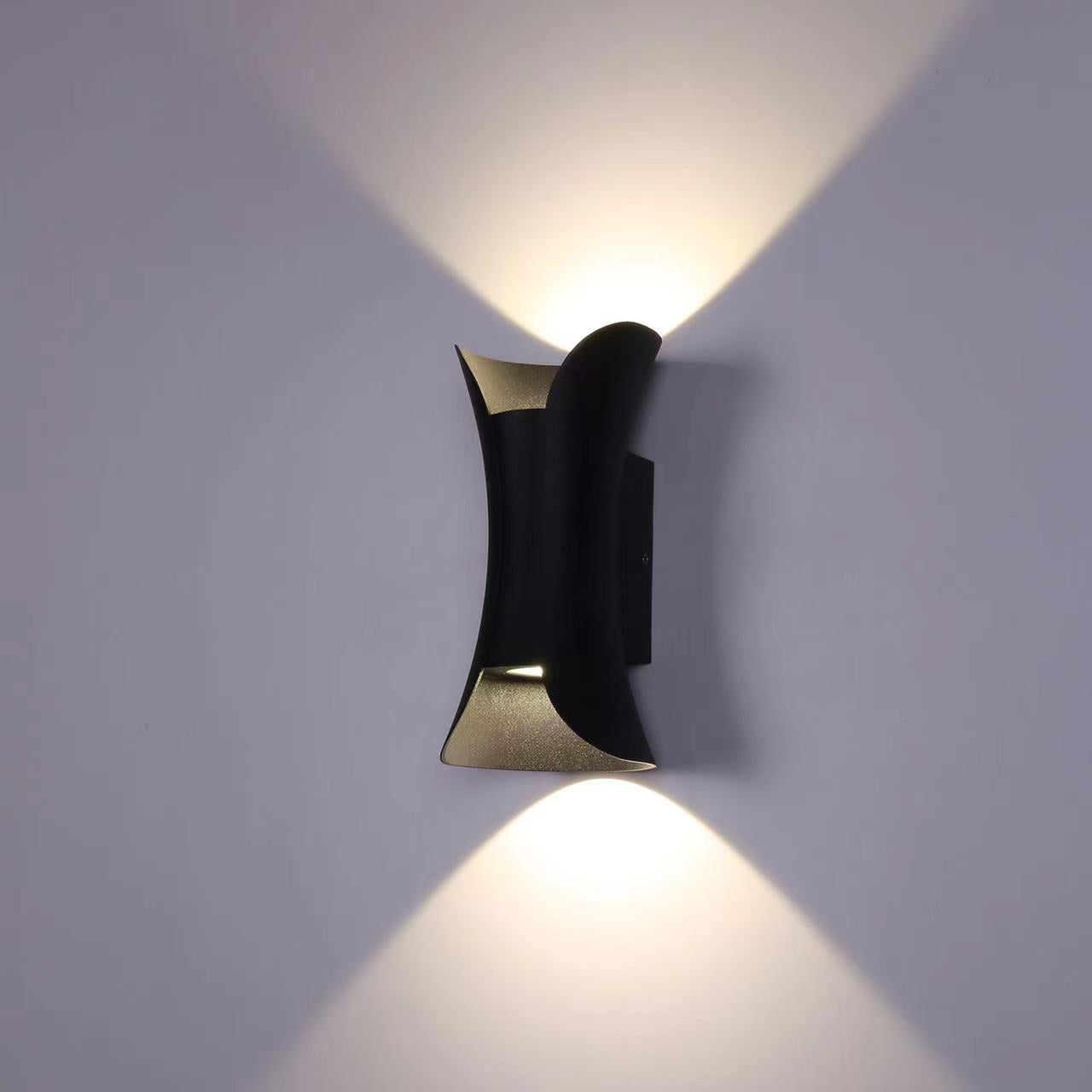 Otton Wall Light
