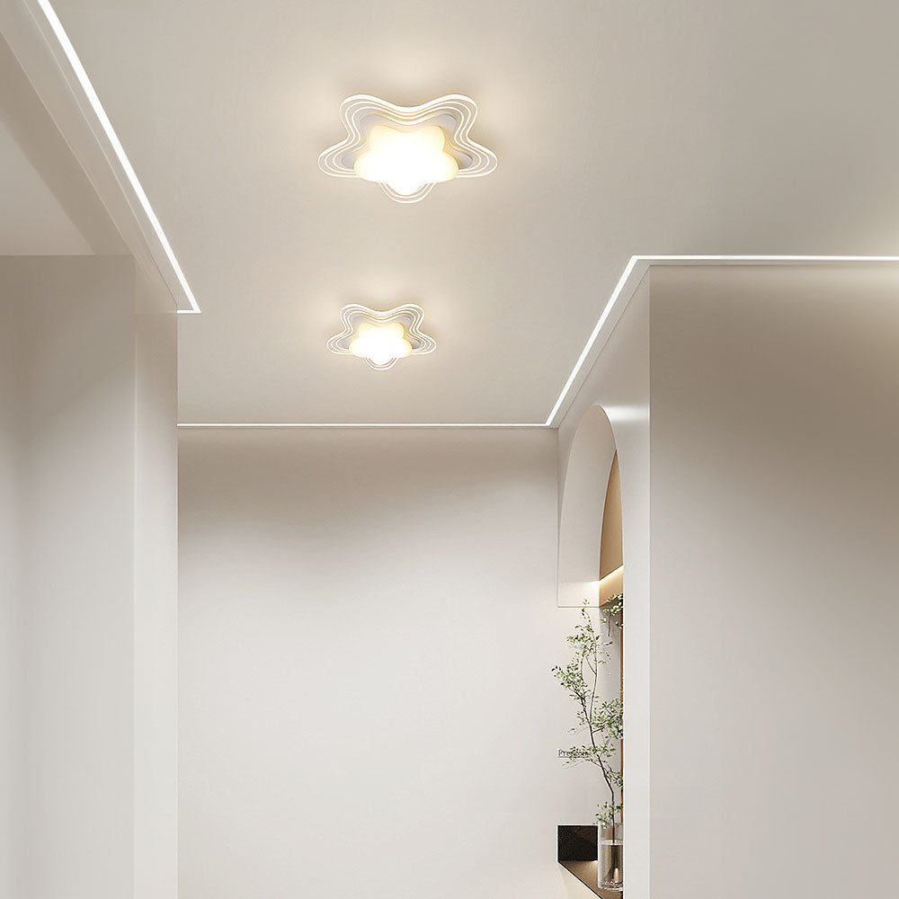 Bolovon Ceiling Light