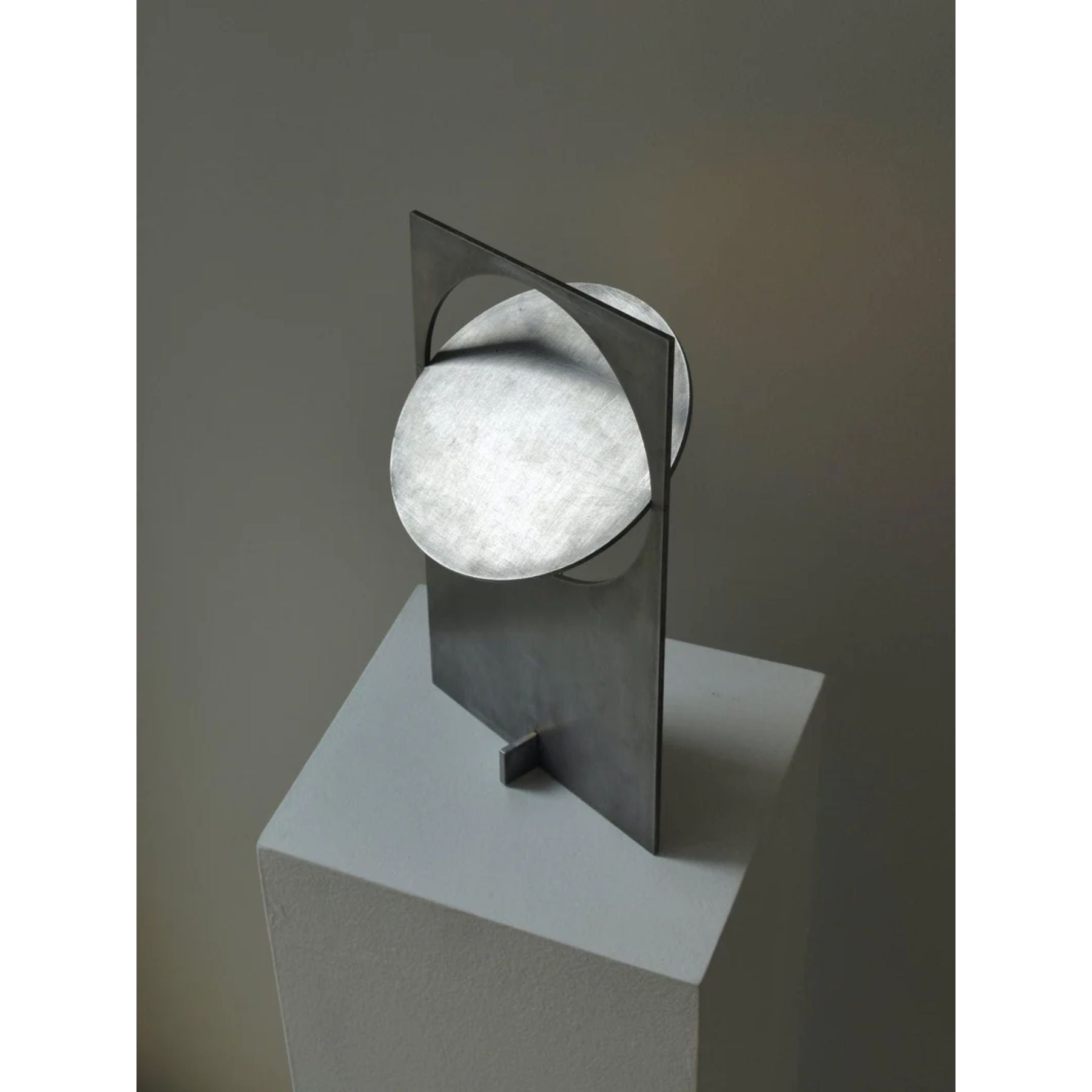 Tamiro Rotatable Table Lamp