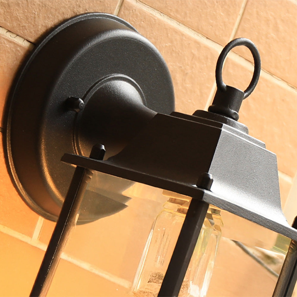 Lantazo Outdoor Wall Light