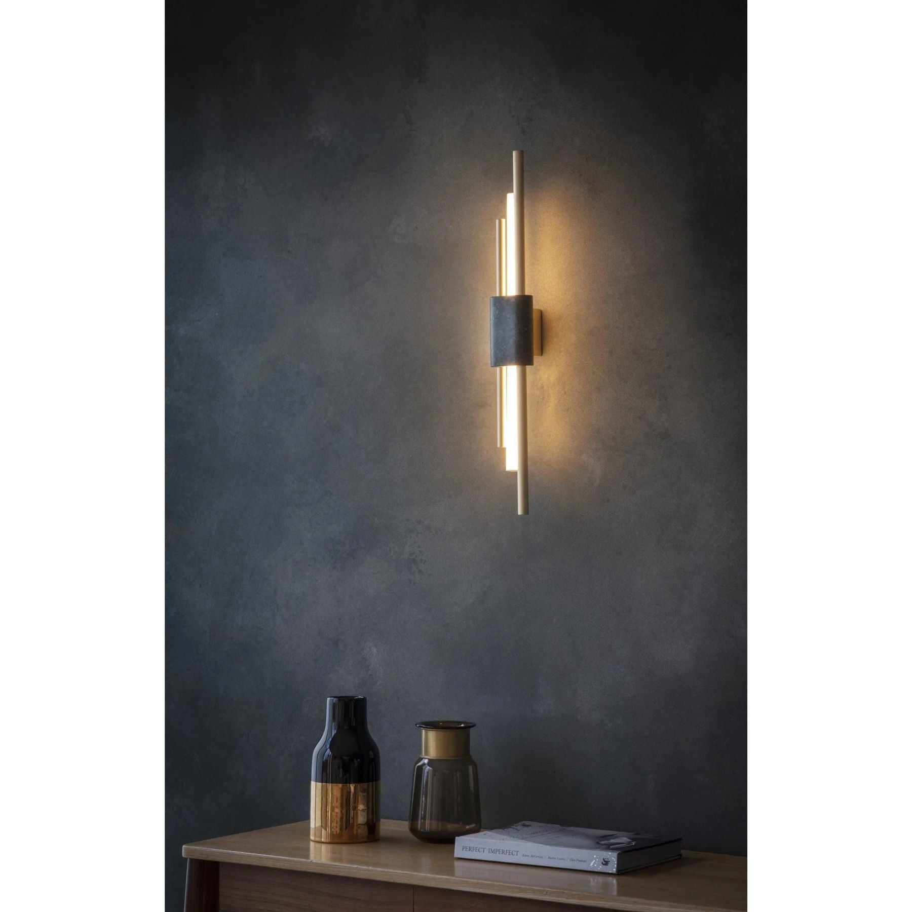 Tenano Marble Wall Light