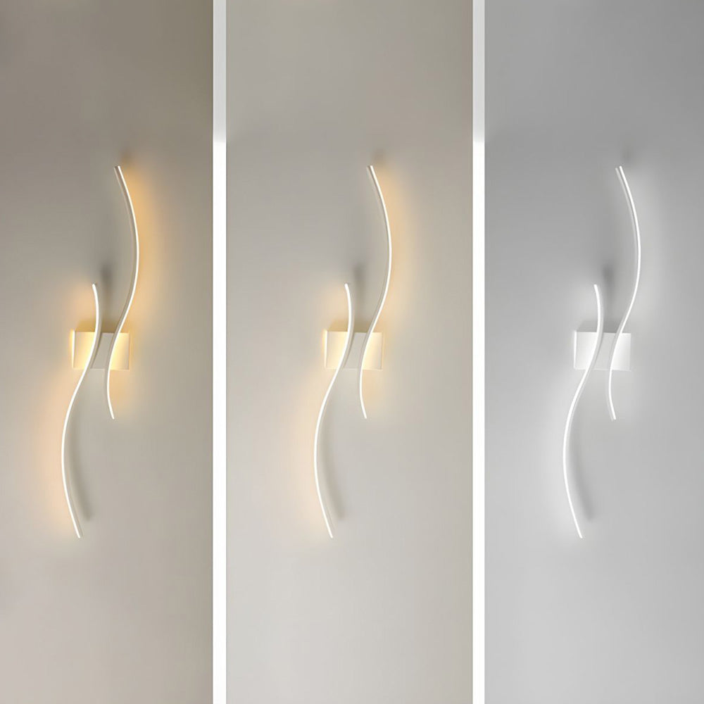 Gillon Wavy Wall Light