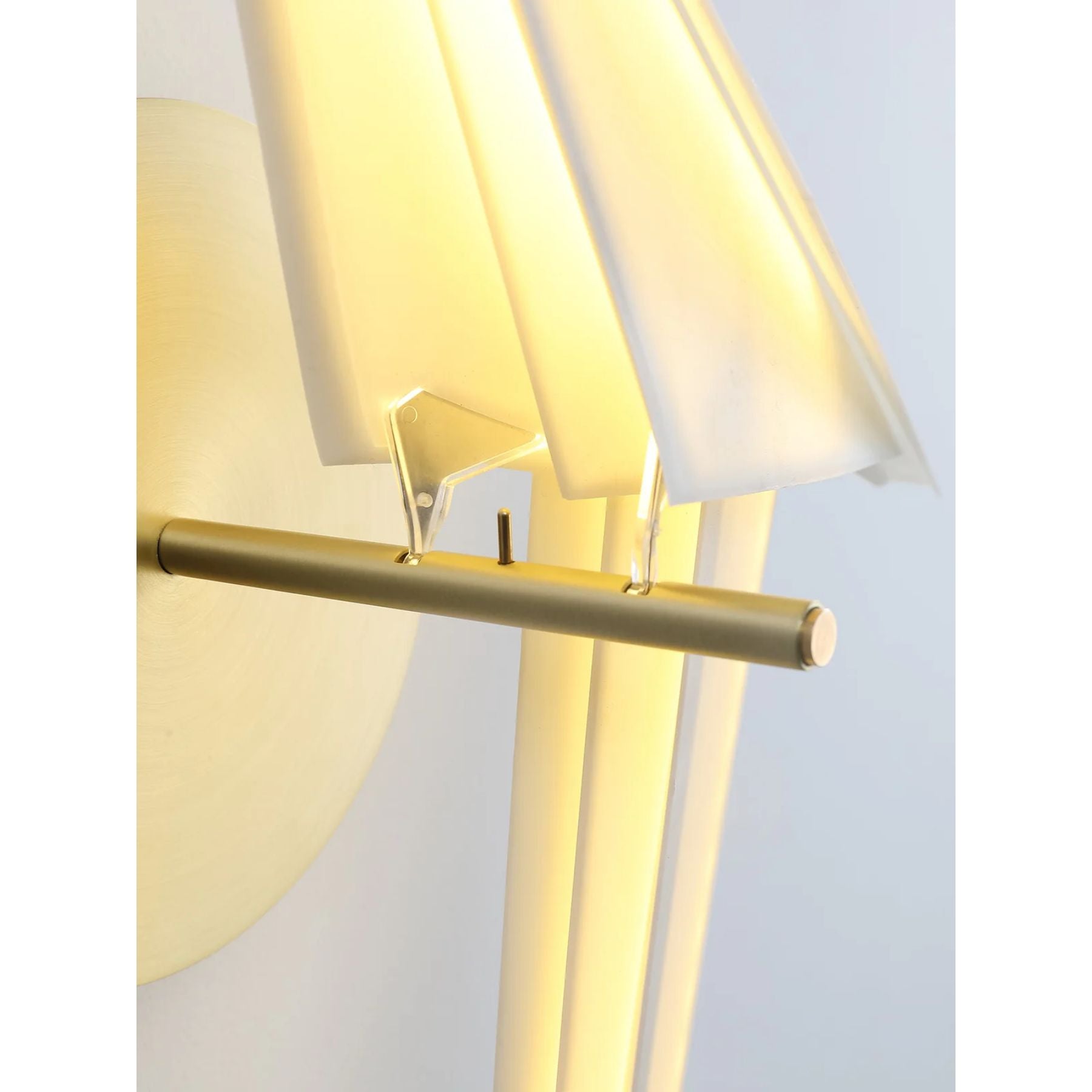 Lavian Bird Wall Light
