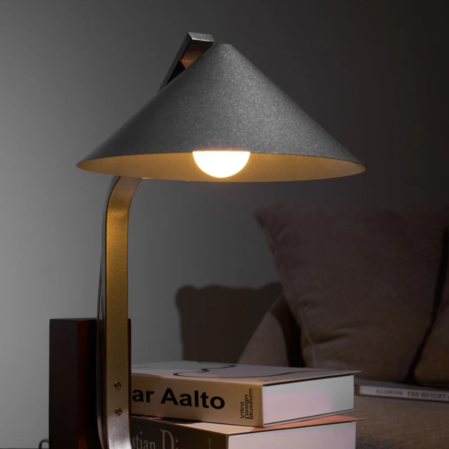 Arumeca Table Lamp
