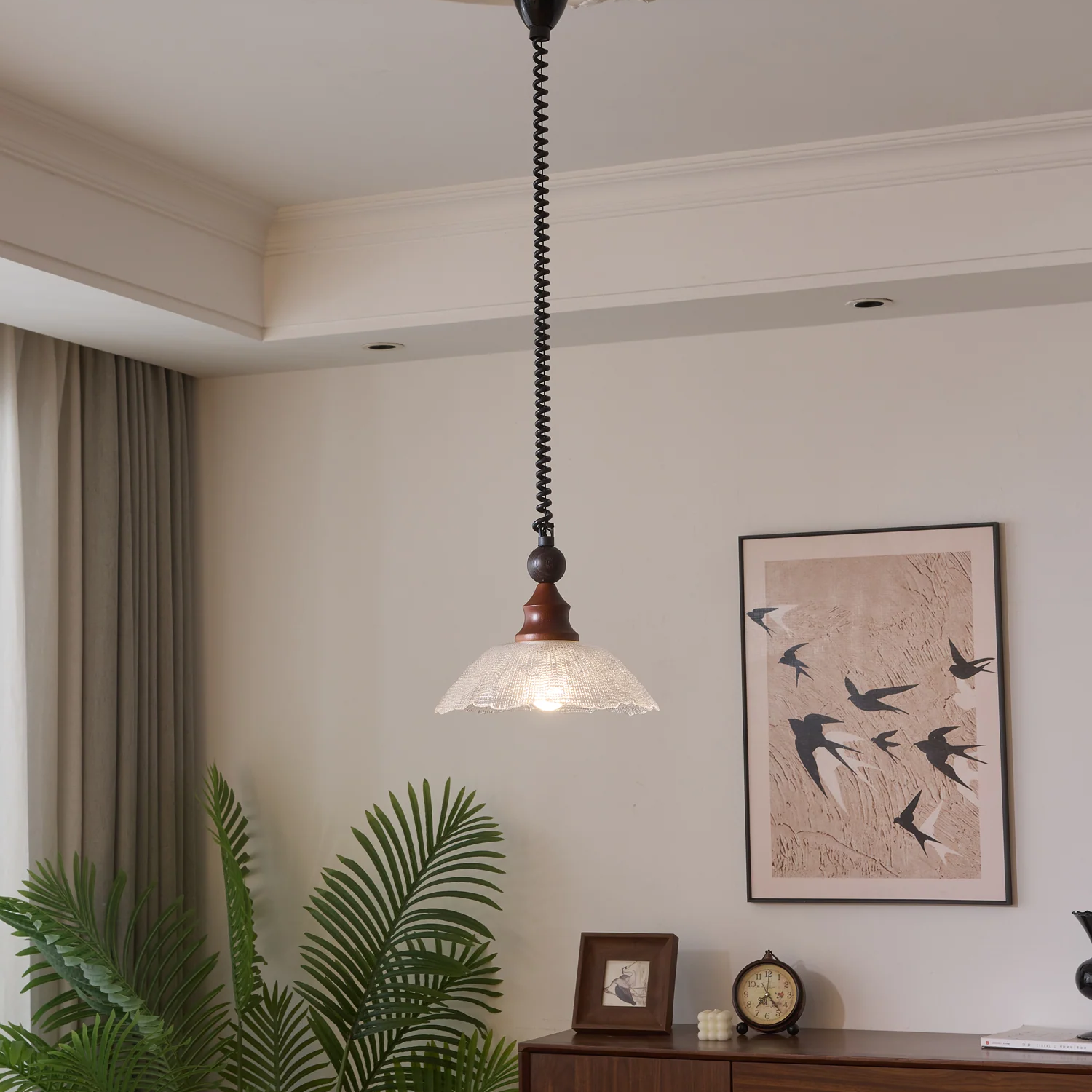 Movella Pendant Light