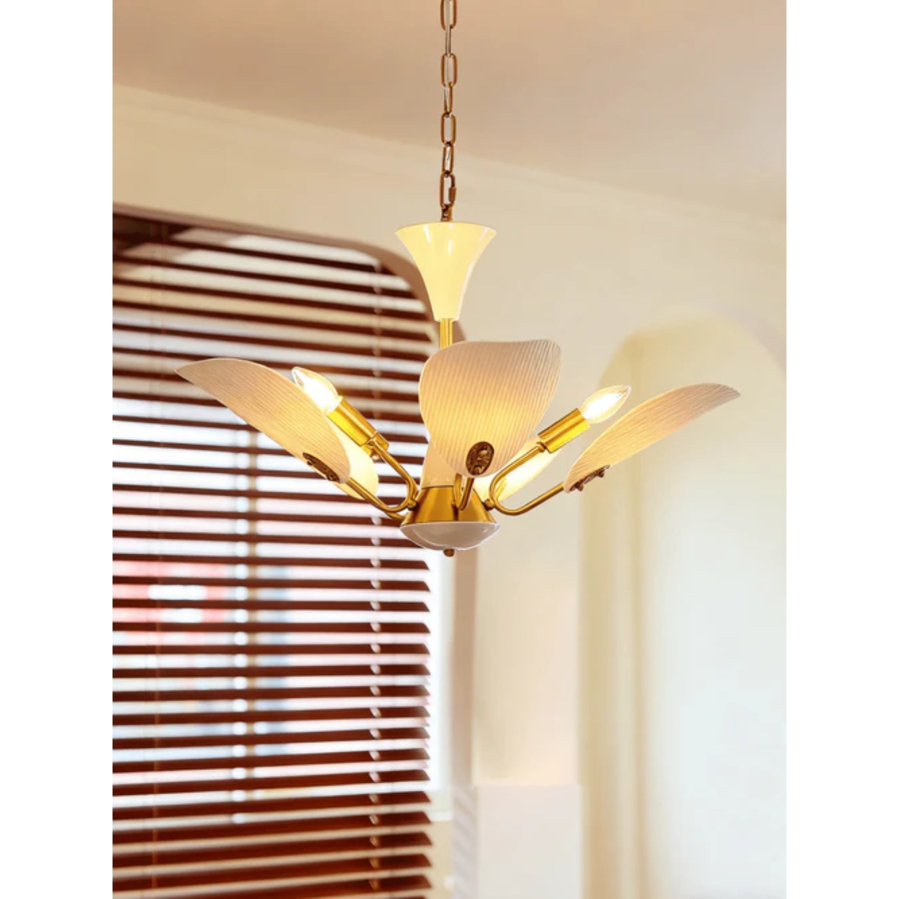 Layzafe Pendant Light