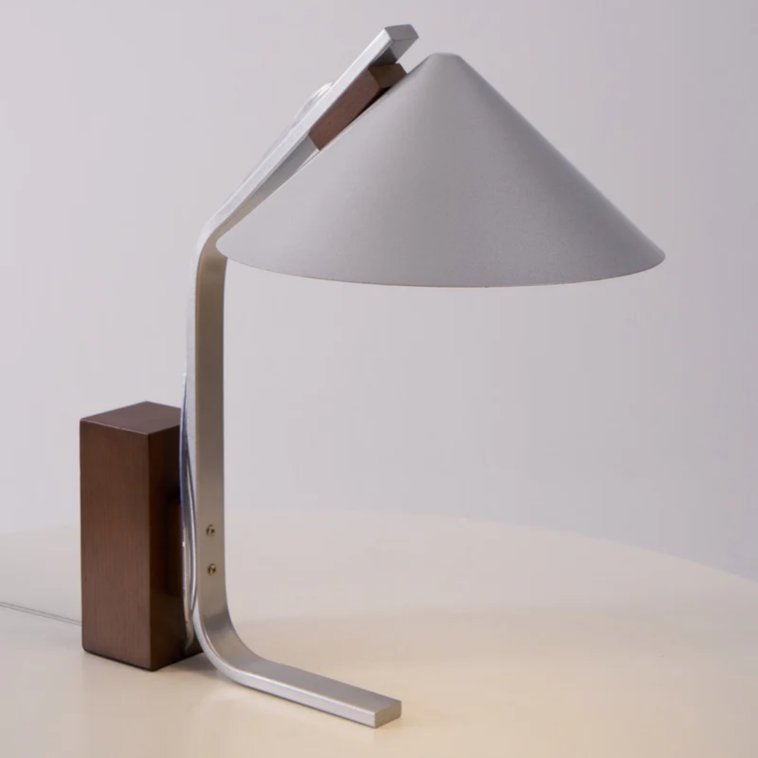 Arumeca Table Lamp