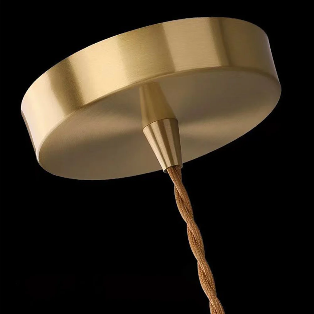 Casqen Pendant Light