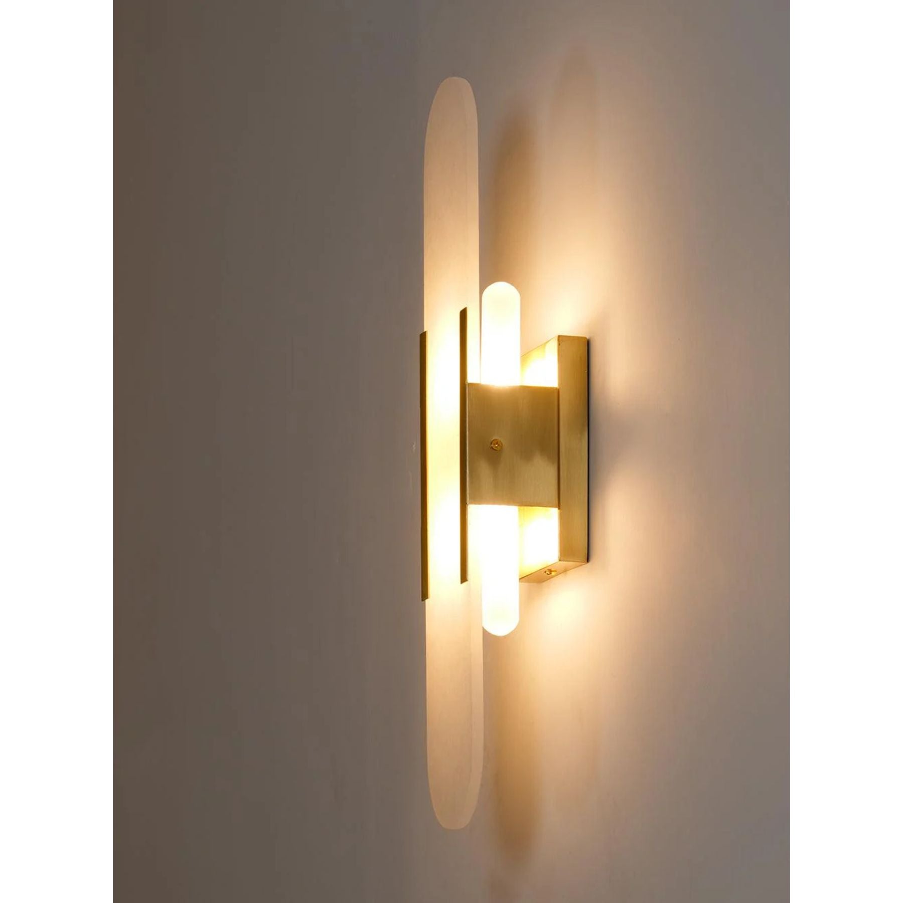 Melanze Wall Light