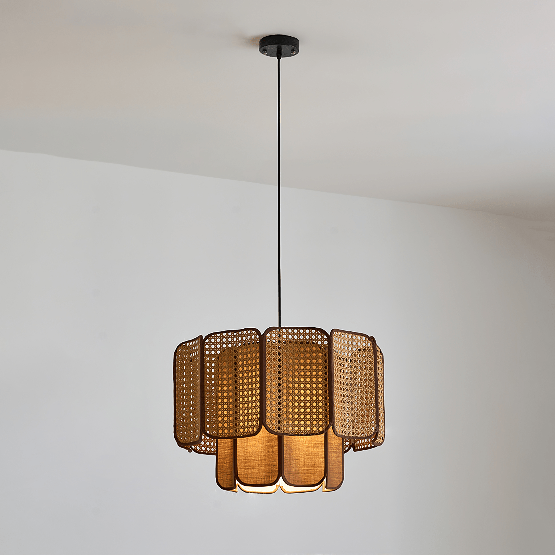 Solonifa Pendant Light