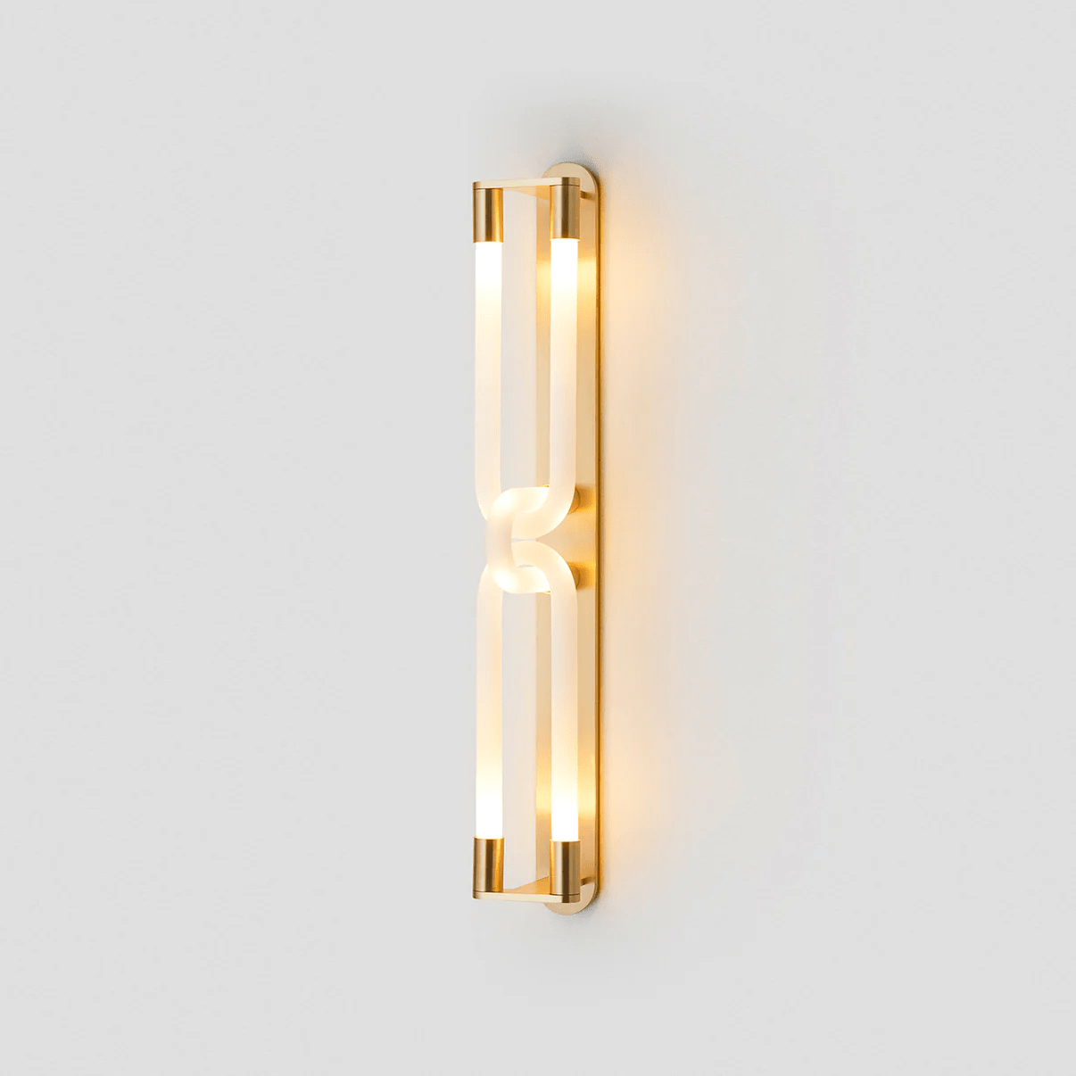 Loracus Wall Light
