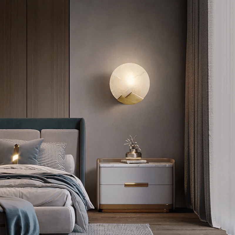 Lenteba Alabaster Wall Light