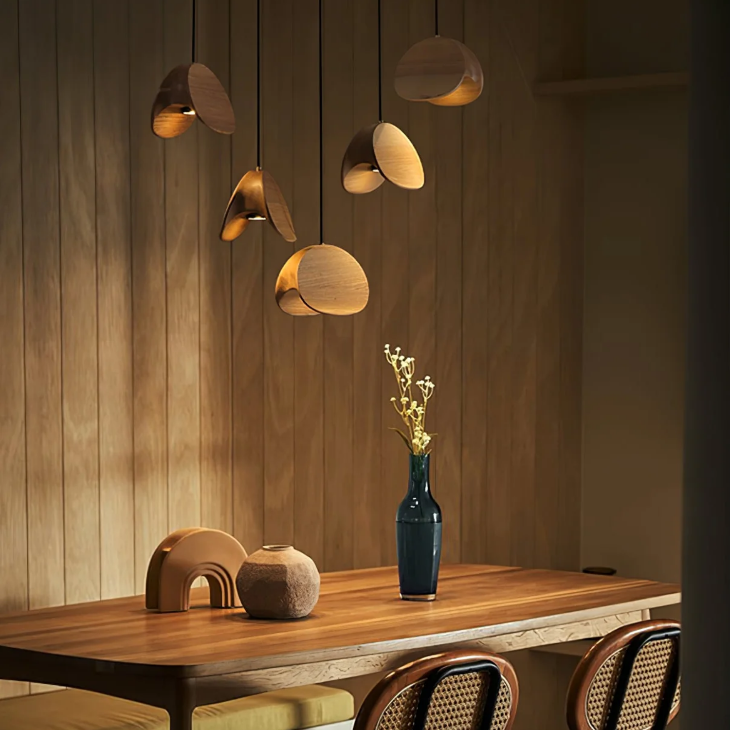 Folosc Pendant Light