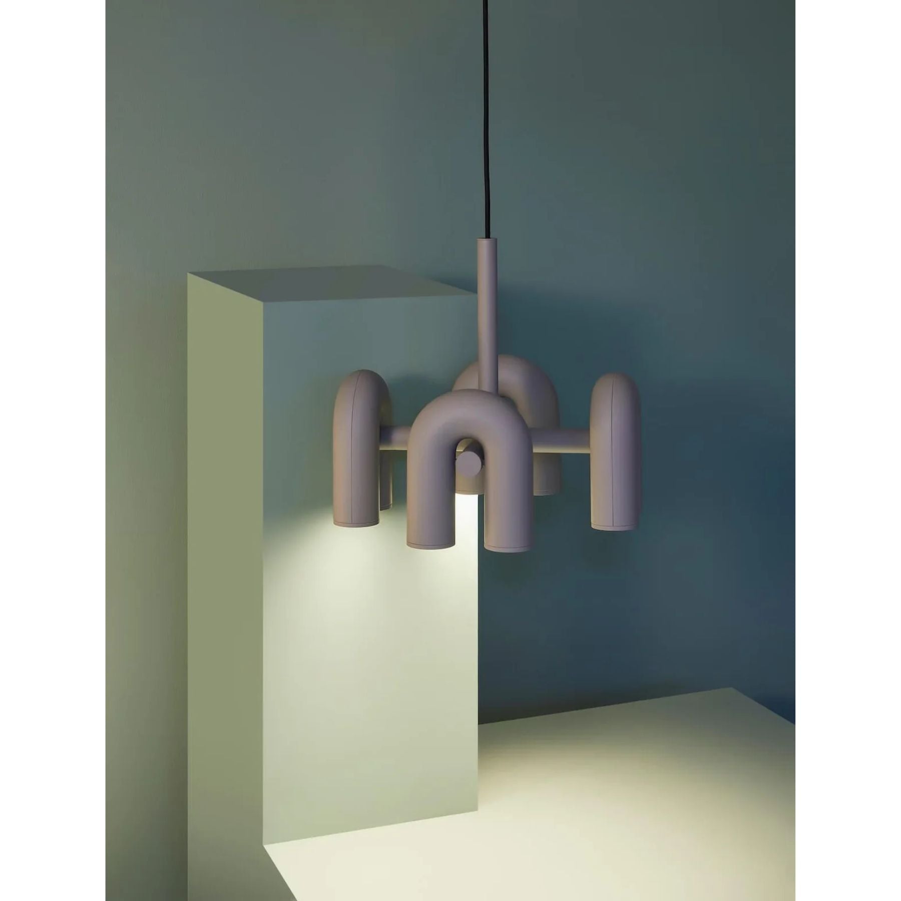Kuben Pendant Light