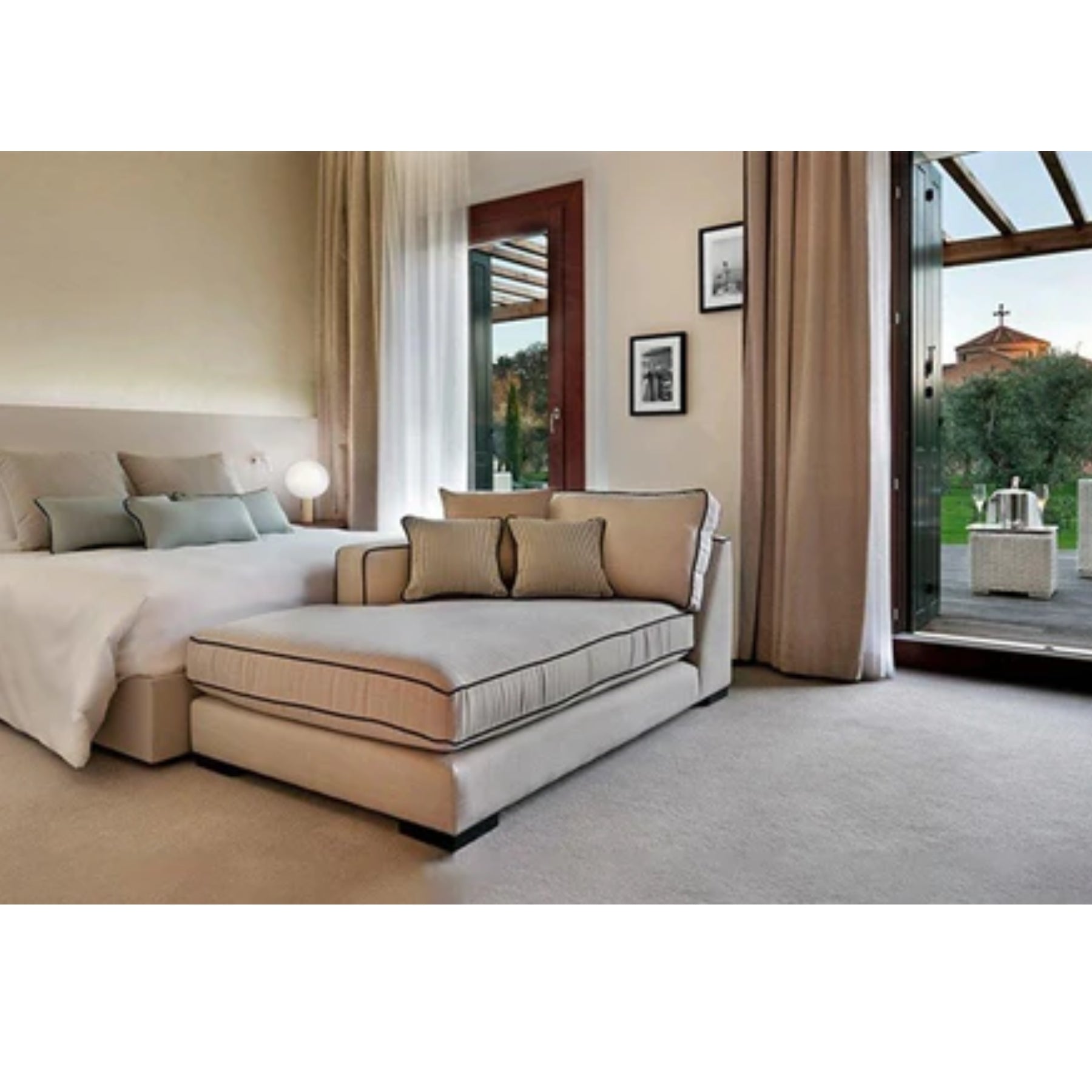 Leguno Table Lamp