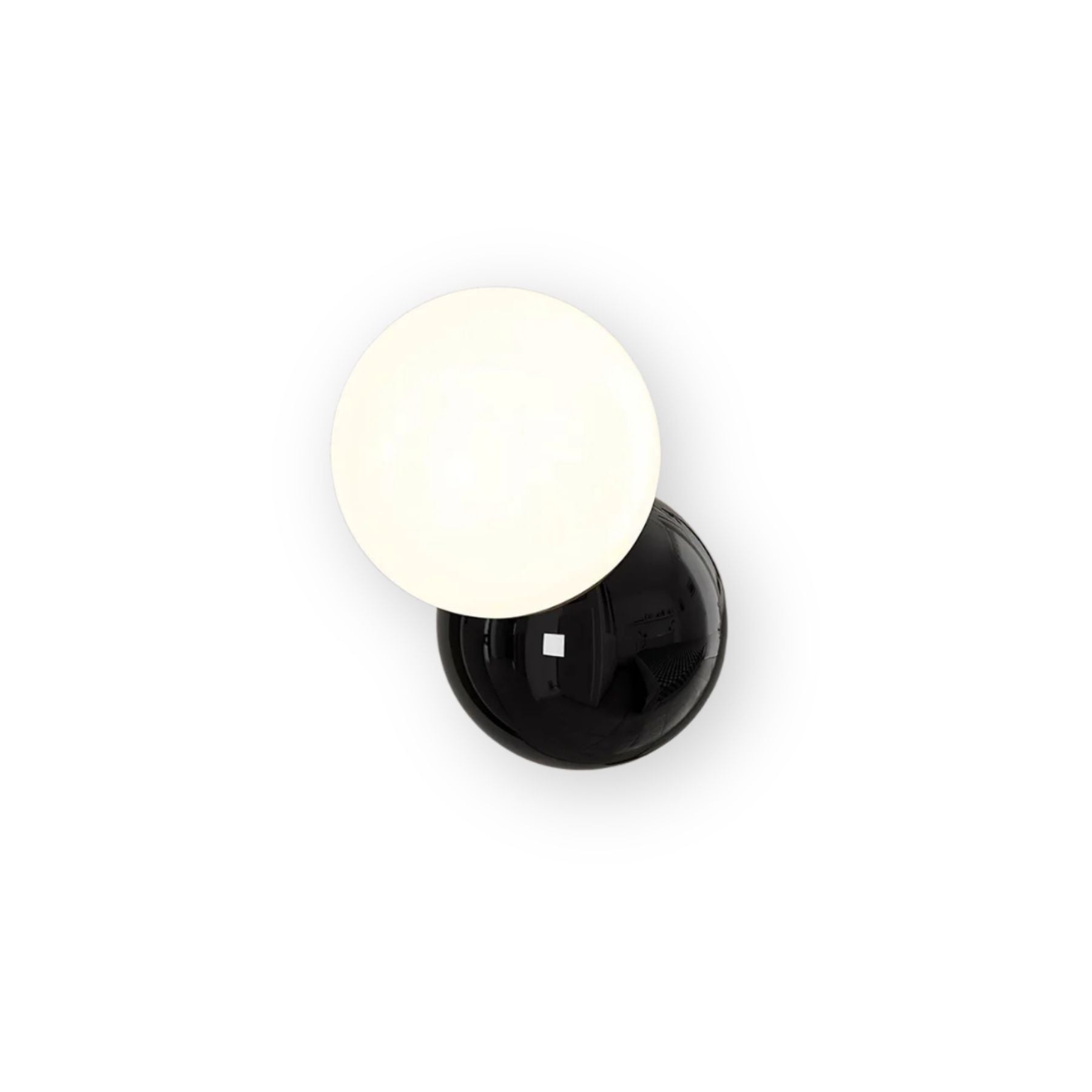 Zorlen Wall Light
