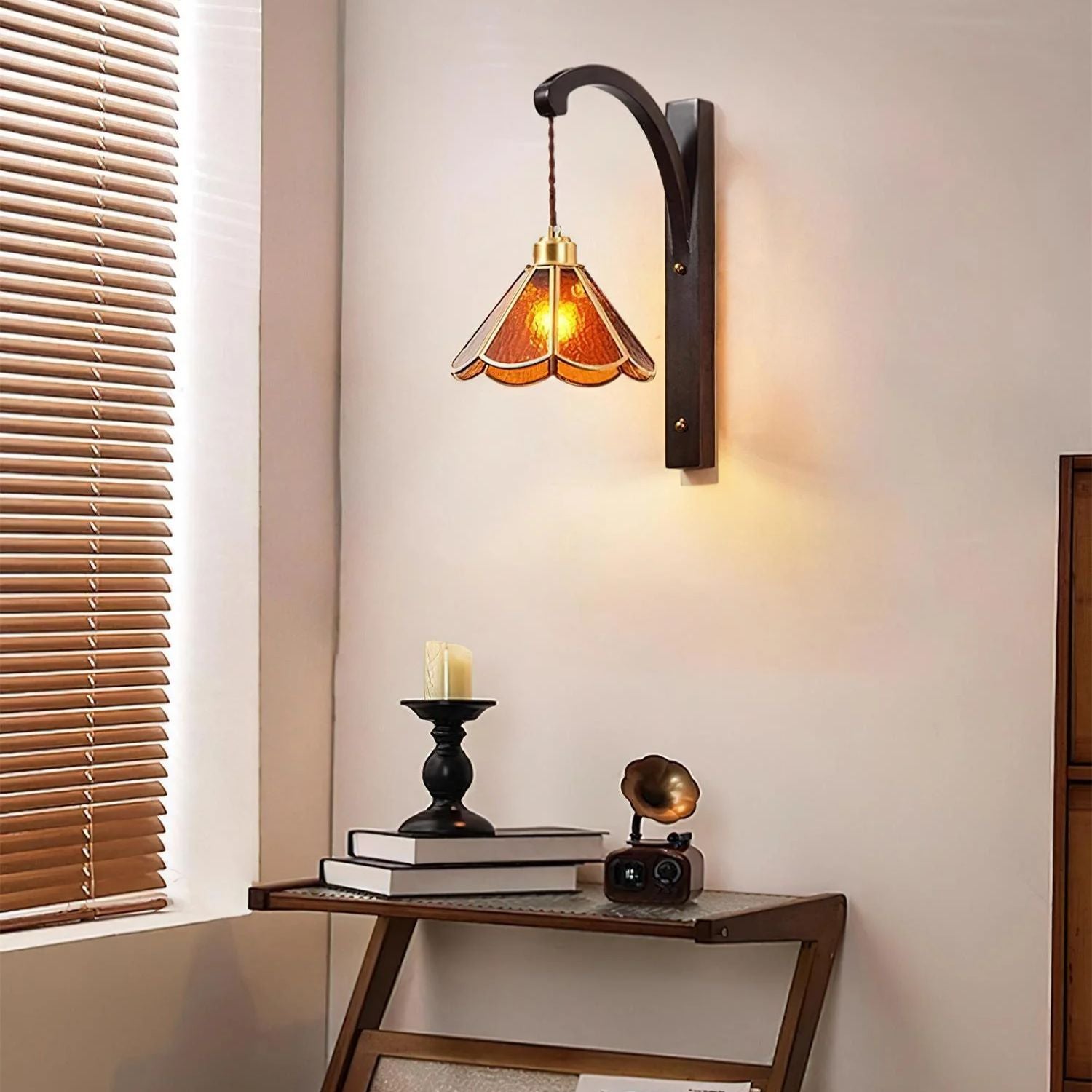 Tarevelle Wall Light