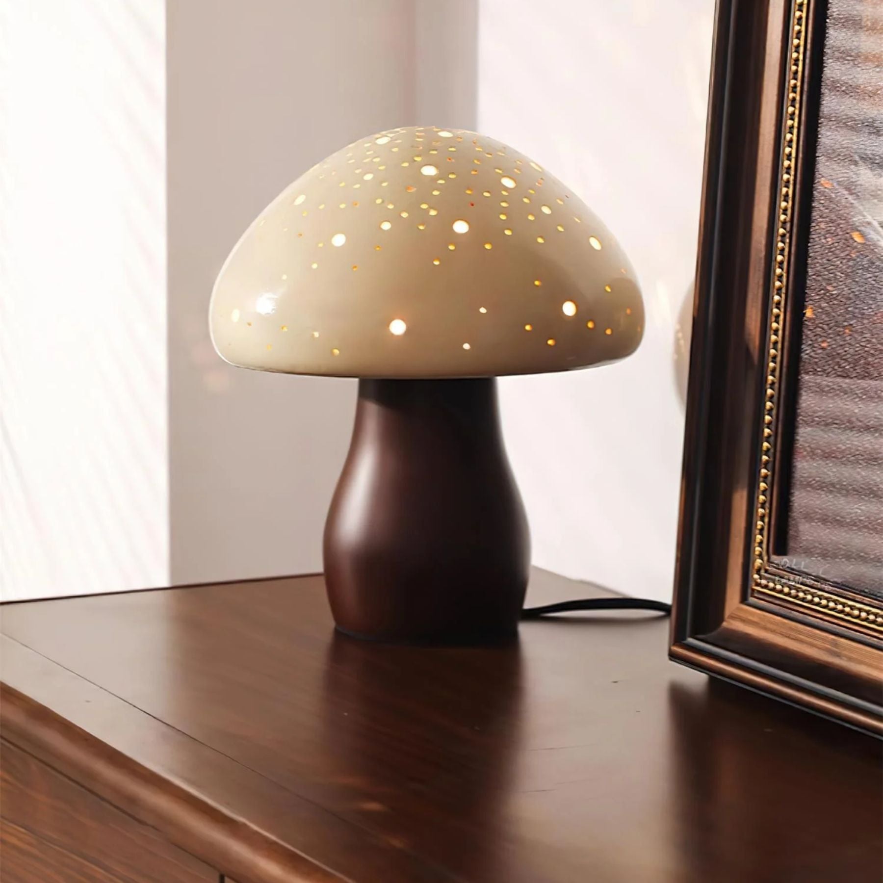 Molenty Table Lamp