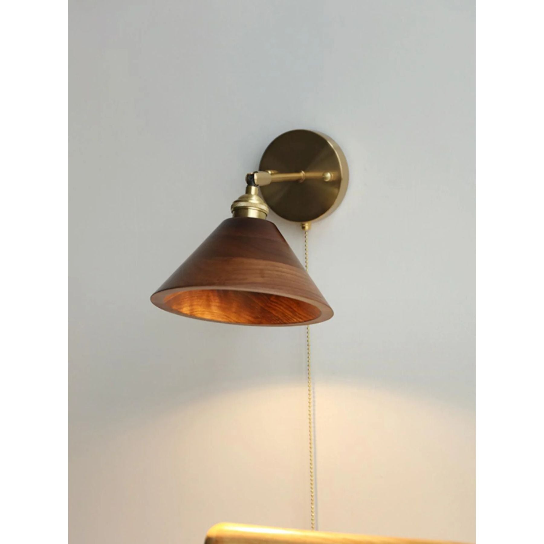 Lozon Wall Light