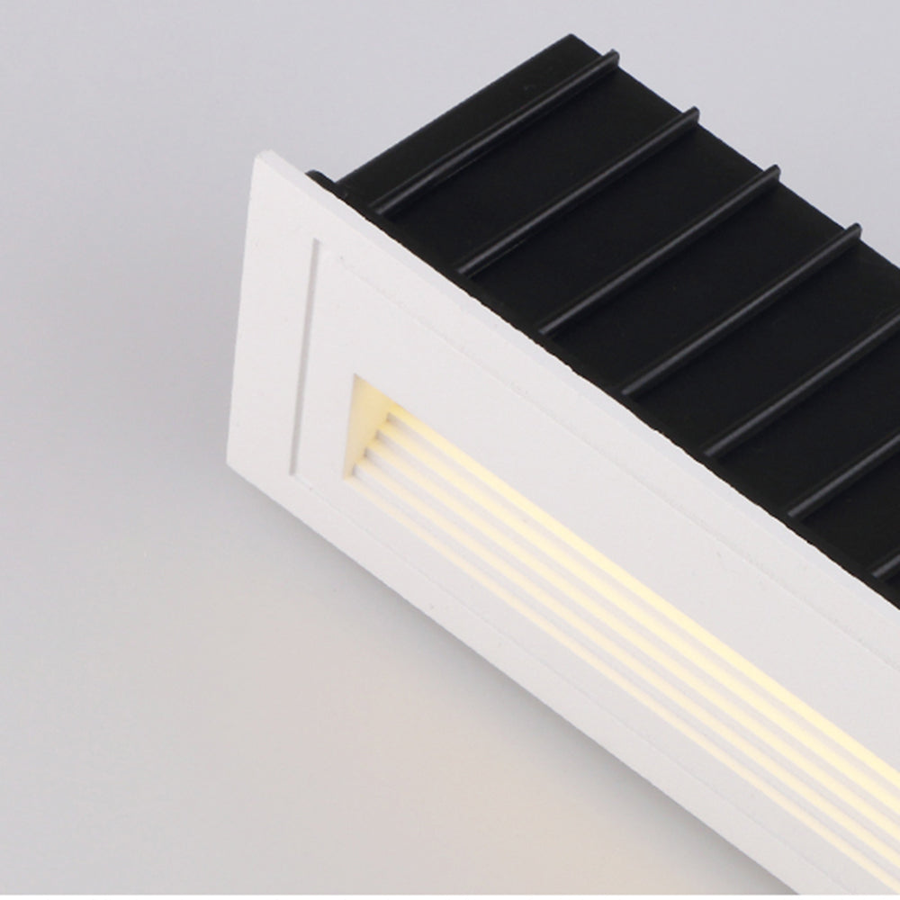 Coveo Outdoor Step Light
