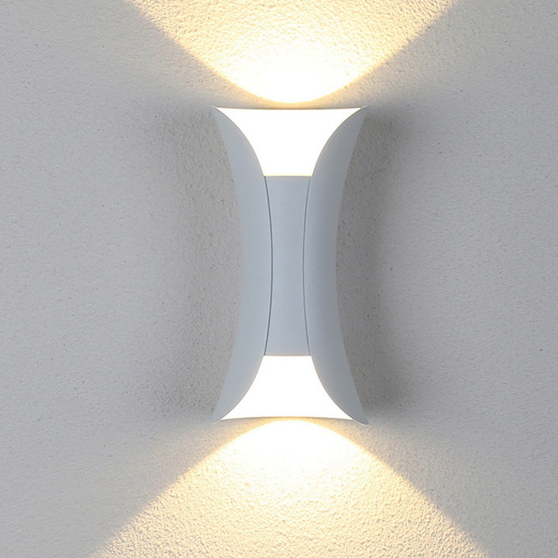 Fenlin Outdoor Wall Light