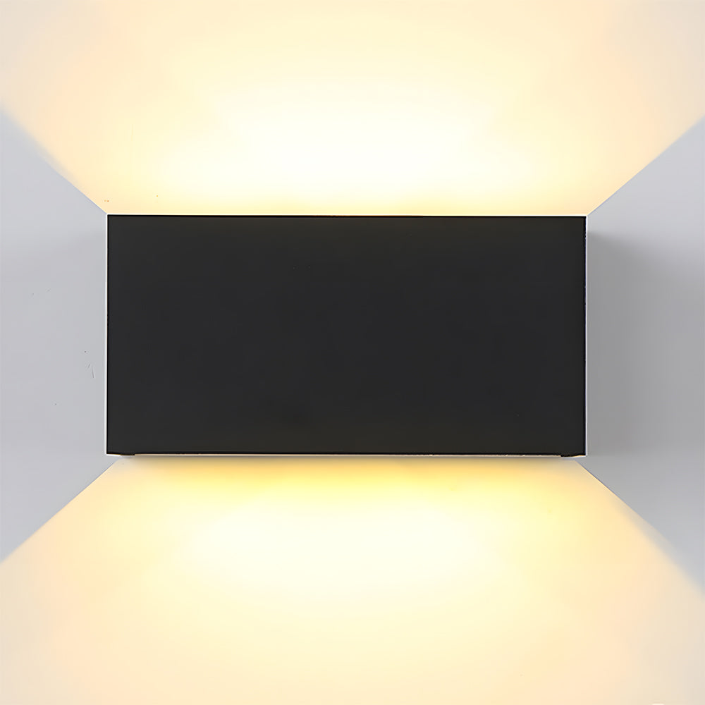 Lantivo Outdoor Wall Light