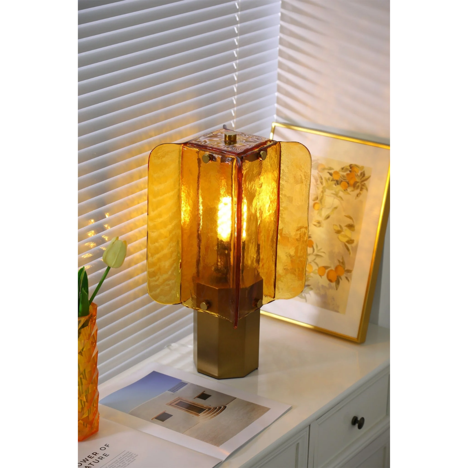 Velynessa Table Lamp