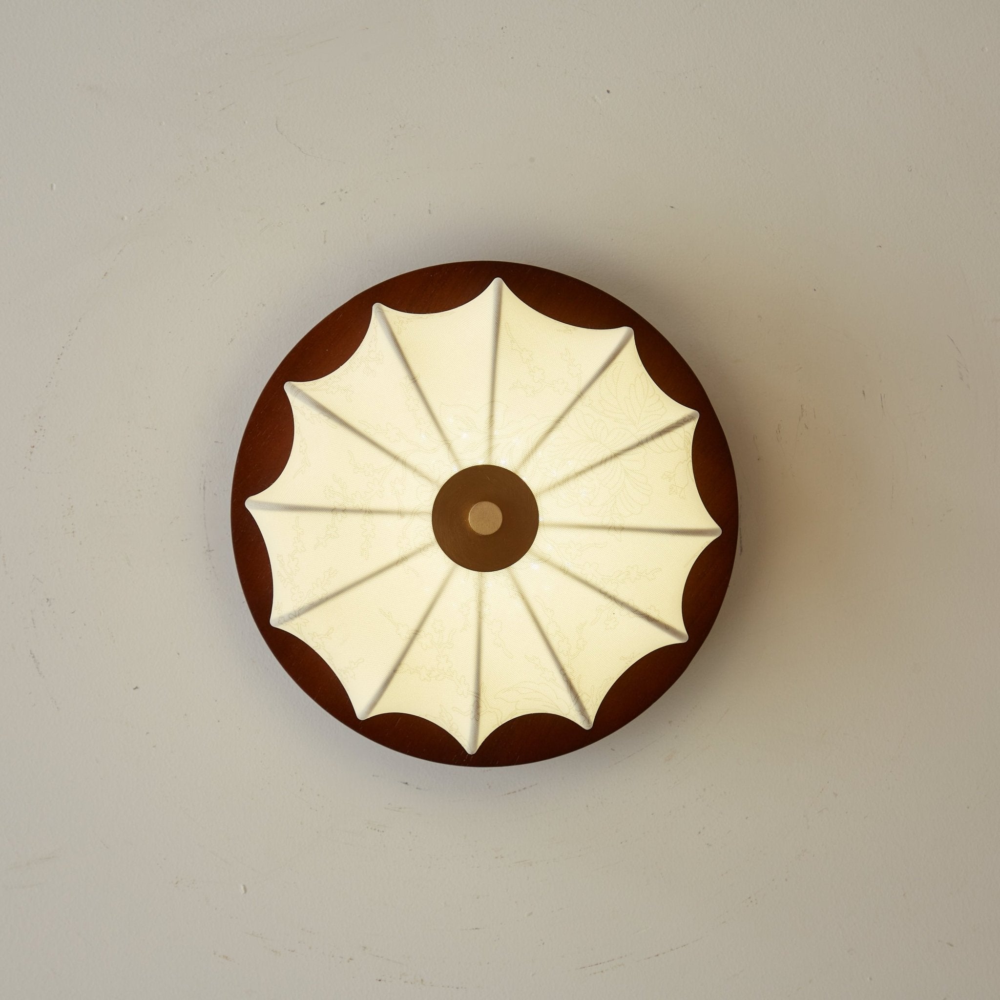 Esciro Ceiling Light