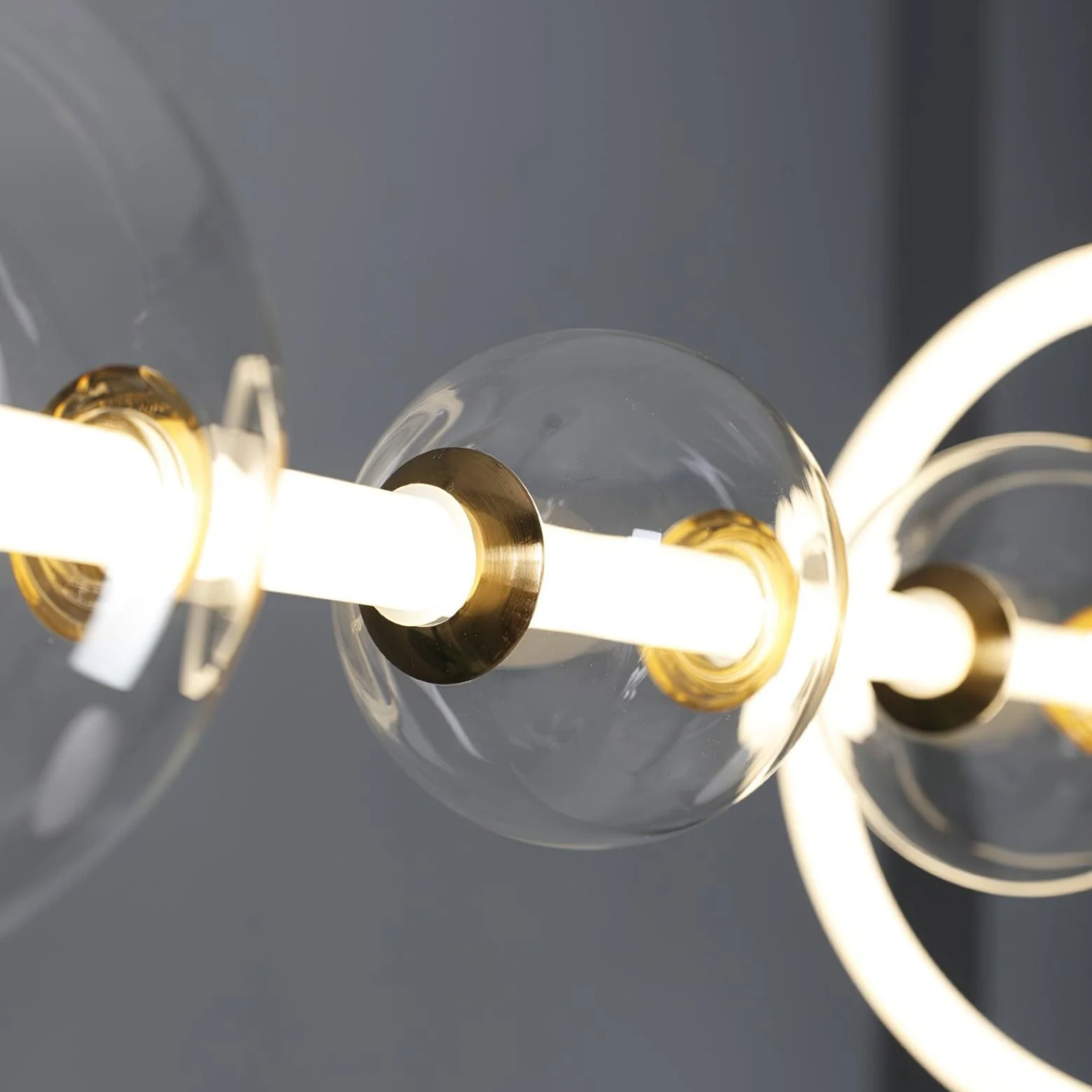 Pupelzo Linear Pendant Light