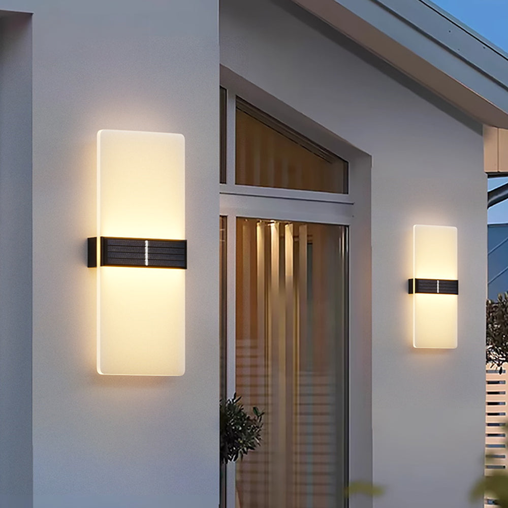 Evanoz LED Outdoor Wall Light