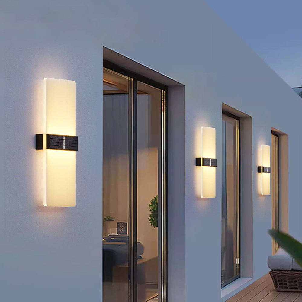 Evanoz LED Outdoor Wall Light
