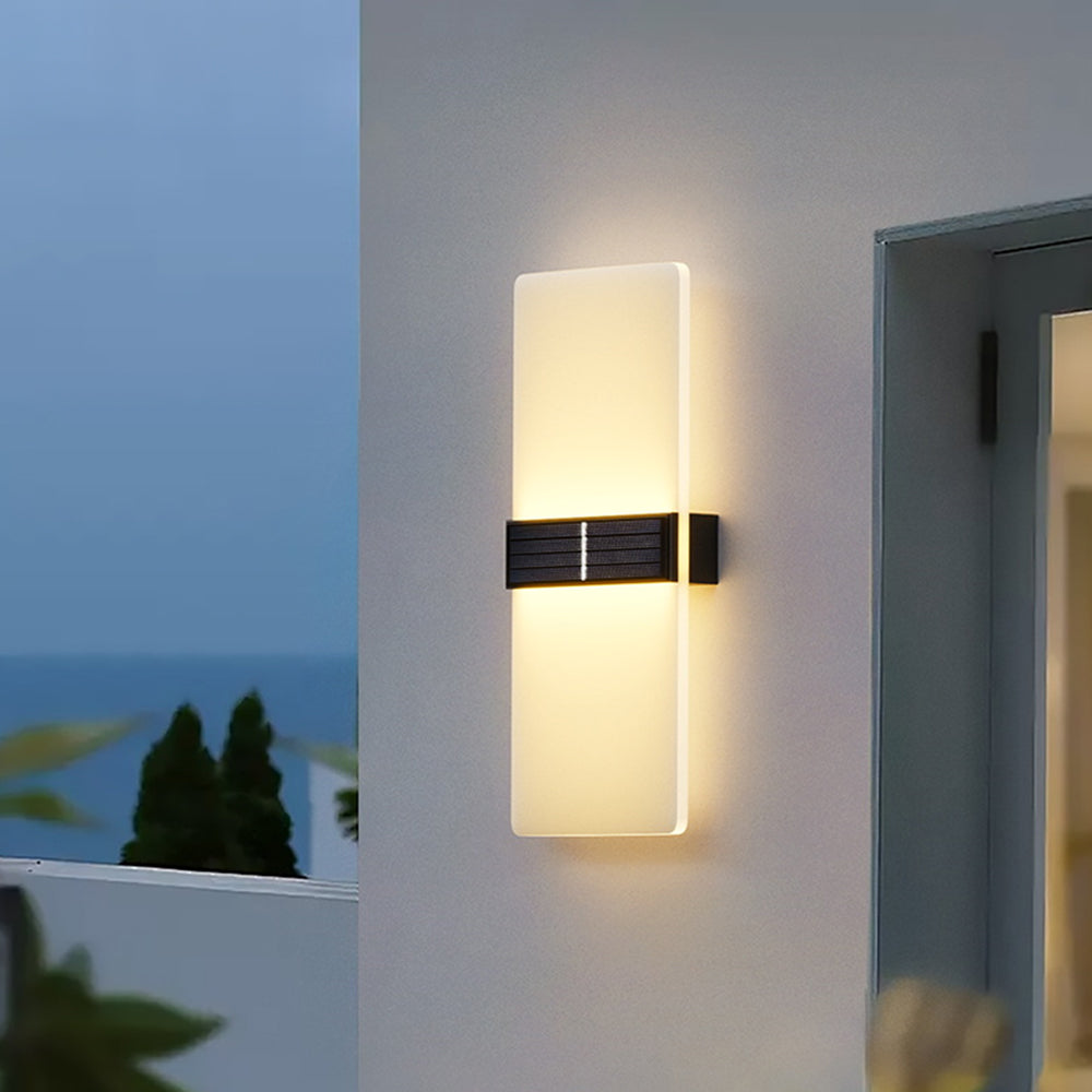 Evanoz LED Outdoor Wall Light