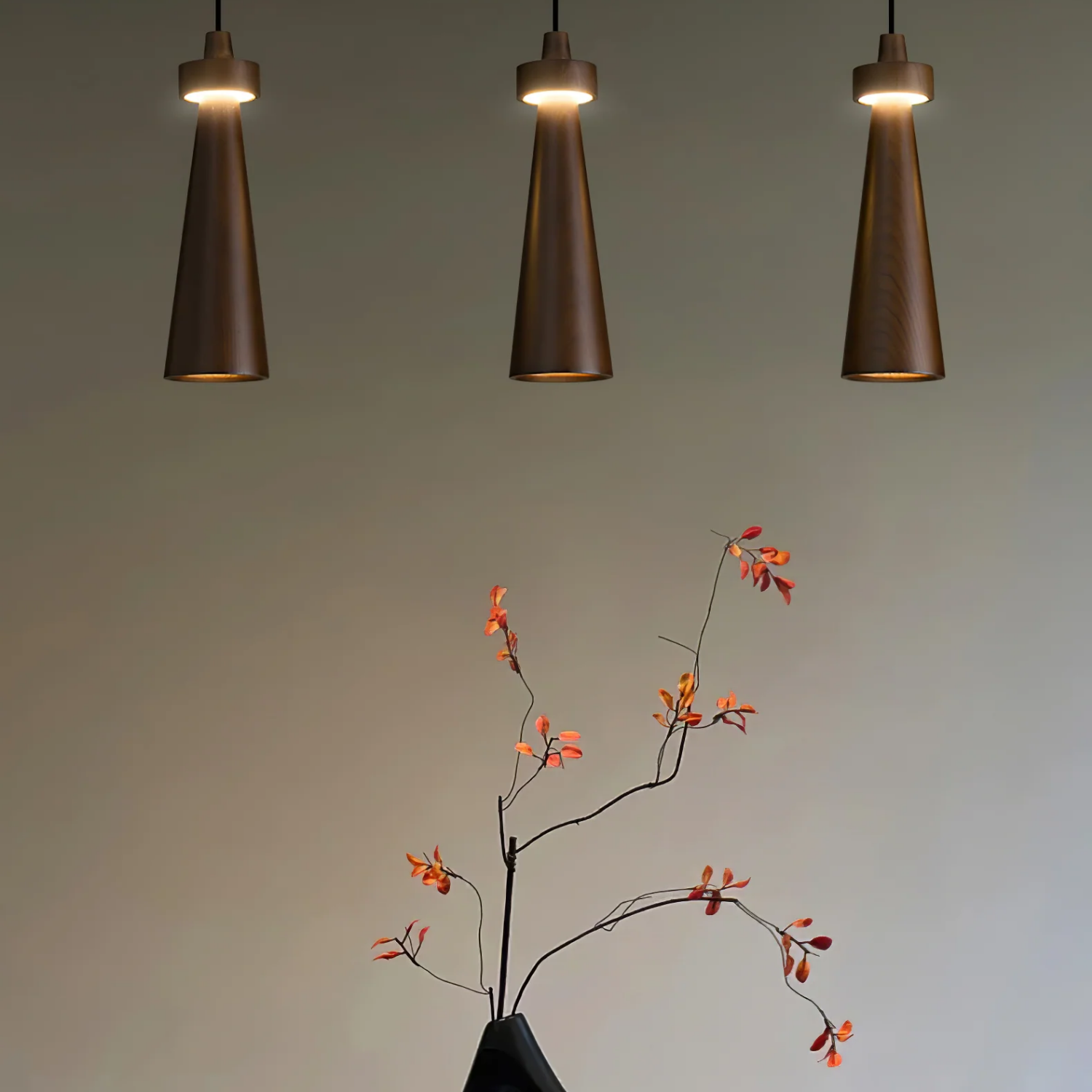 Lomote Pendant Light