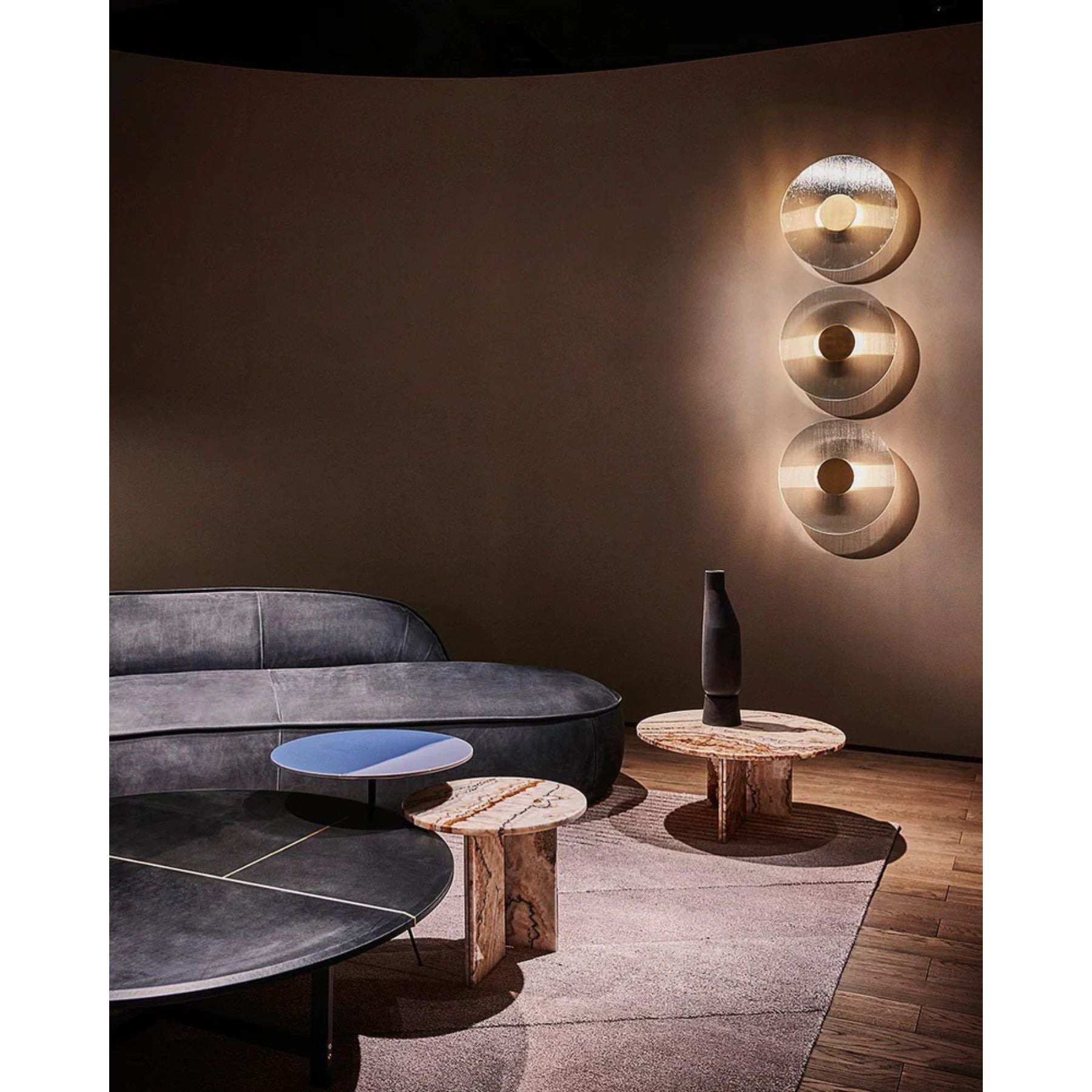 Renivo Wall Light