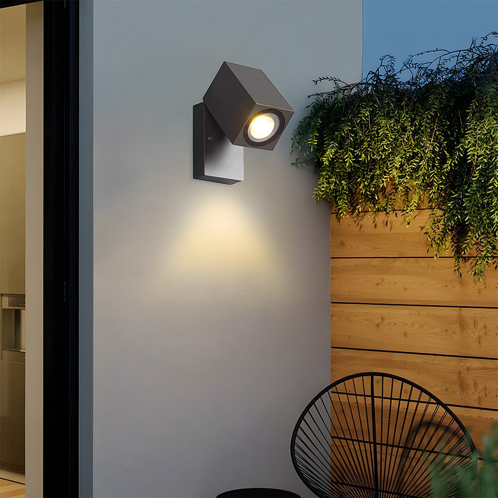 Celvano Outdoor Wall Light