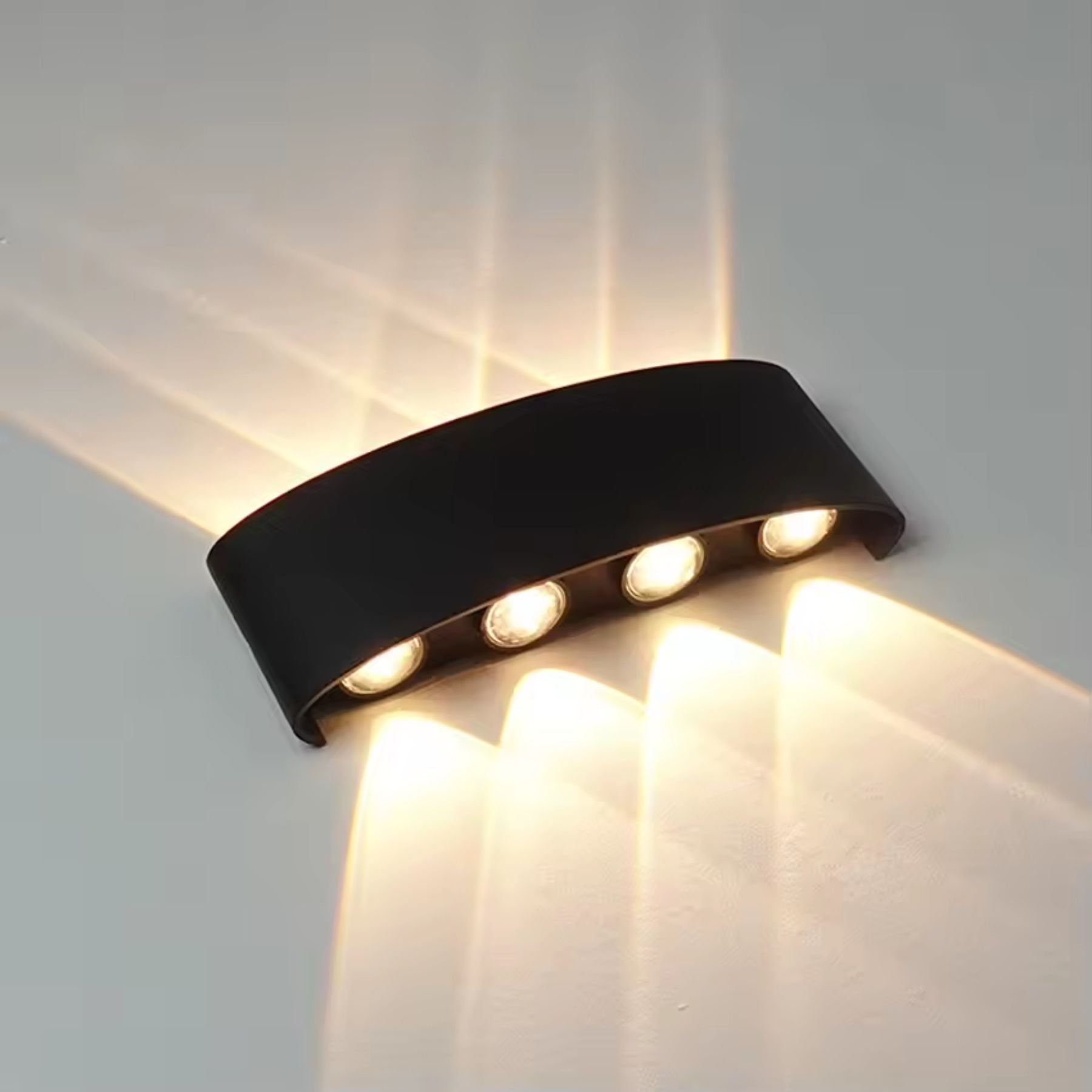 Domesi Wall Light
