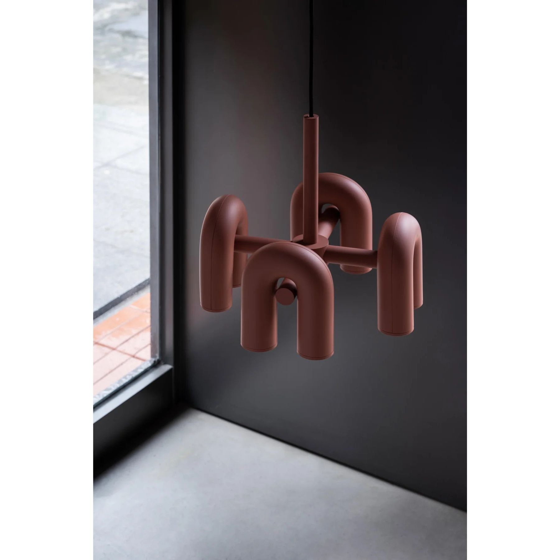 Kuben Pendant Light