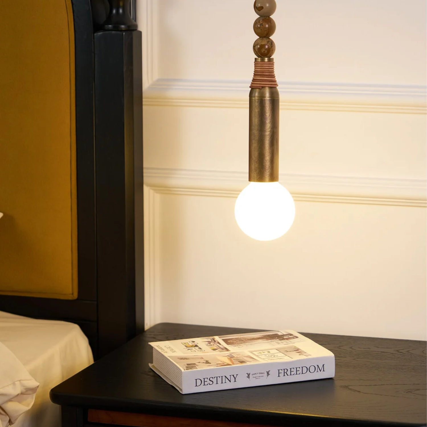 Toazis Pendant Light