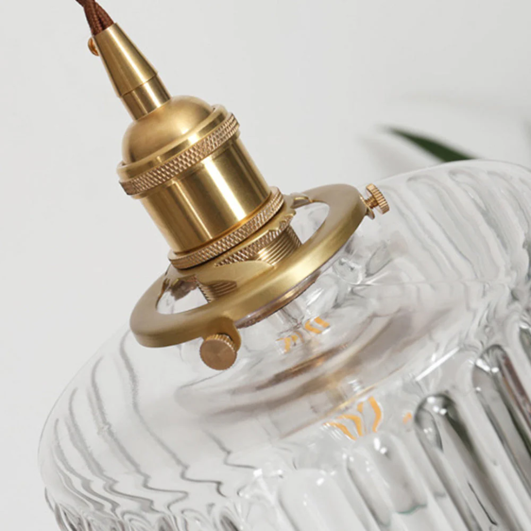Quilivon Pendant Light