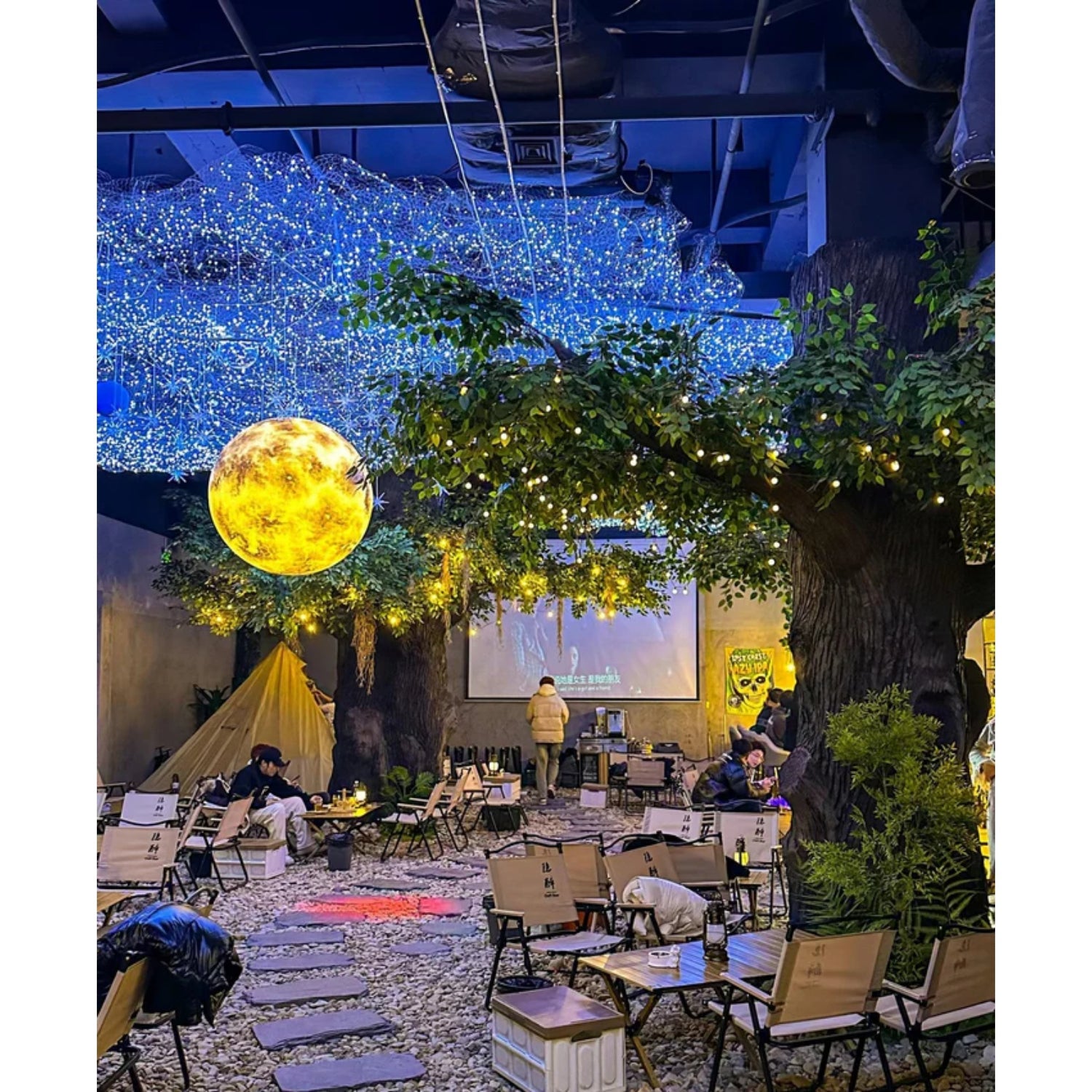 Nyzo Planet Design Pendant Light