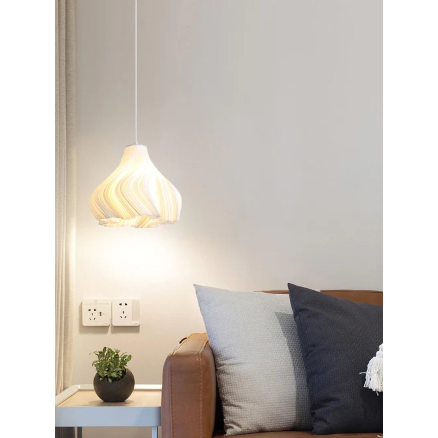 Mezzo Wave Pendant Light